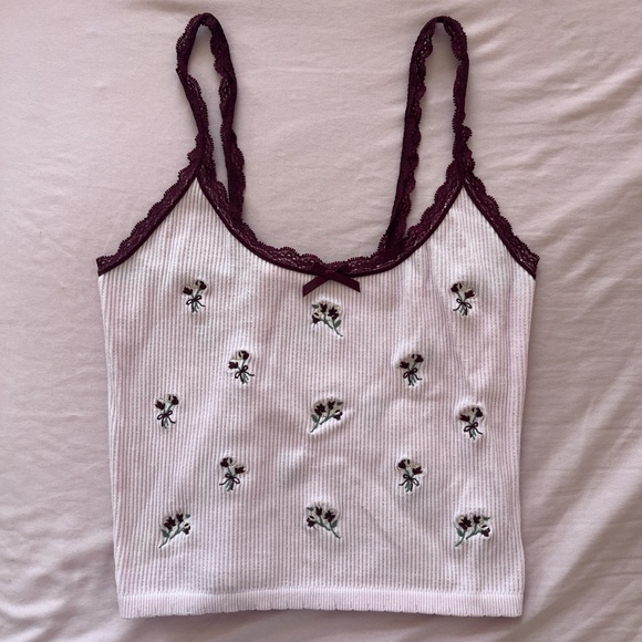 Tilly’s Full Tilt Flower Embroidery Ribbed Lace Trim Cami Top - Picture 1 of 3